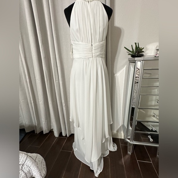 NWT David’s Bridal dress-soft white- size 10- long keyhole w/ beaded neck- - Picture 3 of 9